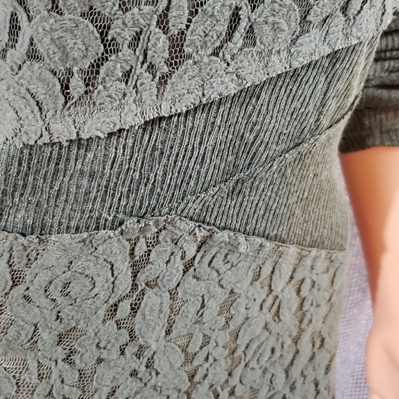 NWT Asymmetrical Olive Longsleeve Lace Overlay Top - Picture 2 of 3